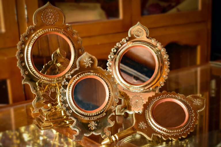 Aranmula Kannadi: Unveiling The Mystical Mirror Of Kerala